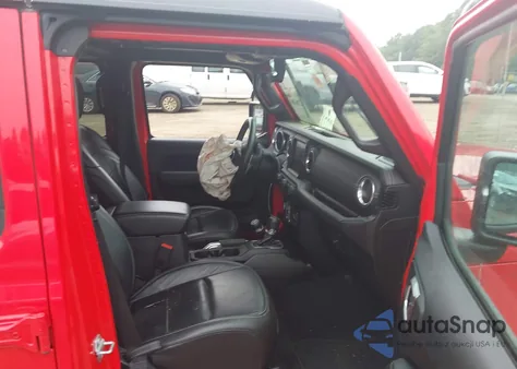 2018 Jeep Wrangler Unlimited Sahara 4X4 z USA, uszkodzony, nr VIN 1C4HJXEG6JW204105